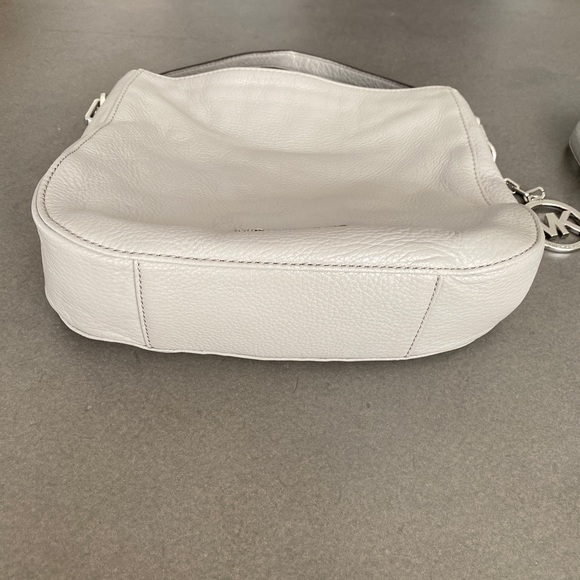 Michael Kors Bag - Picture 8 of 12